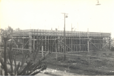 Construcción de la Escuela 3