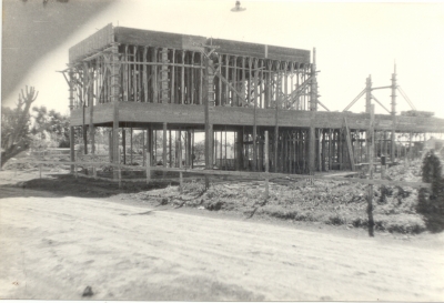 Construcción de la Escuela 6